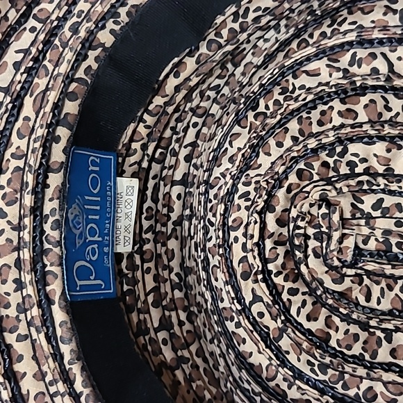 Leopard Print Hat - Picture 4 of 4